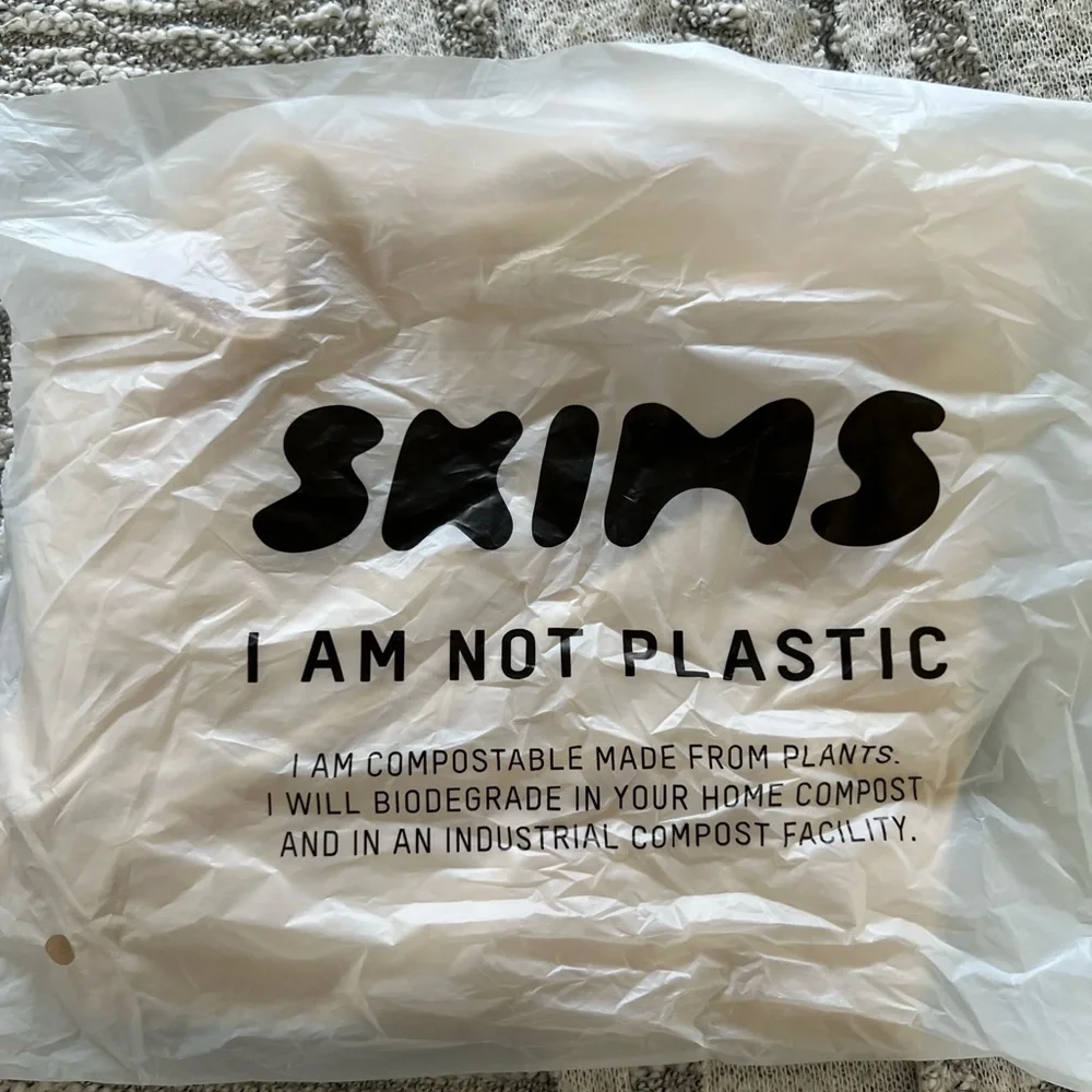 NWT SKIMS Super Cropped Shirt in Sand - XL - Picture 6 of 9